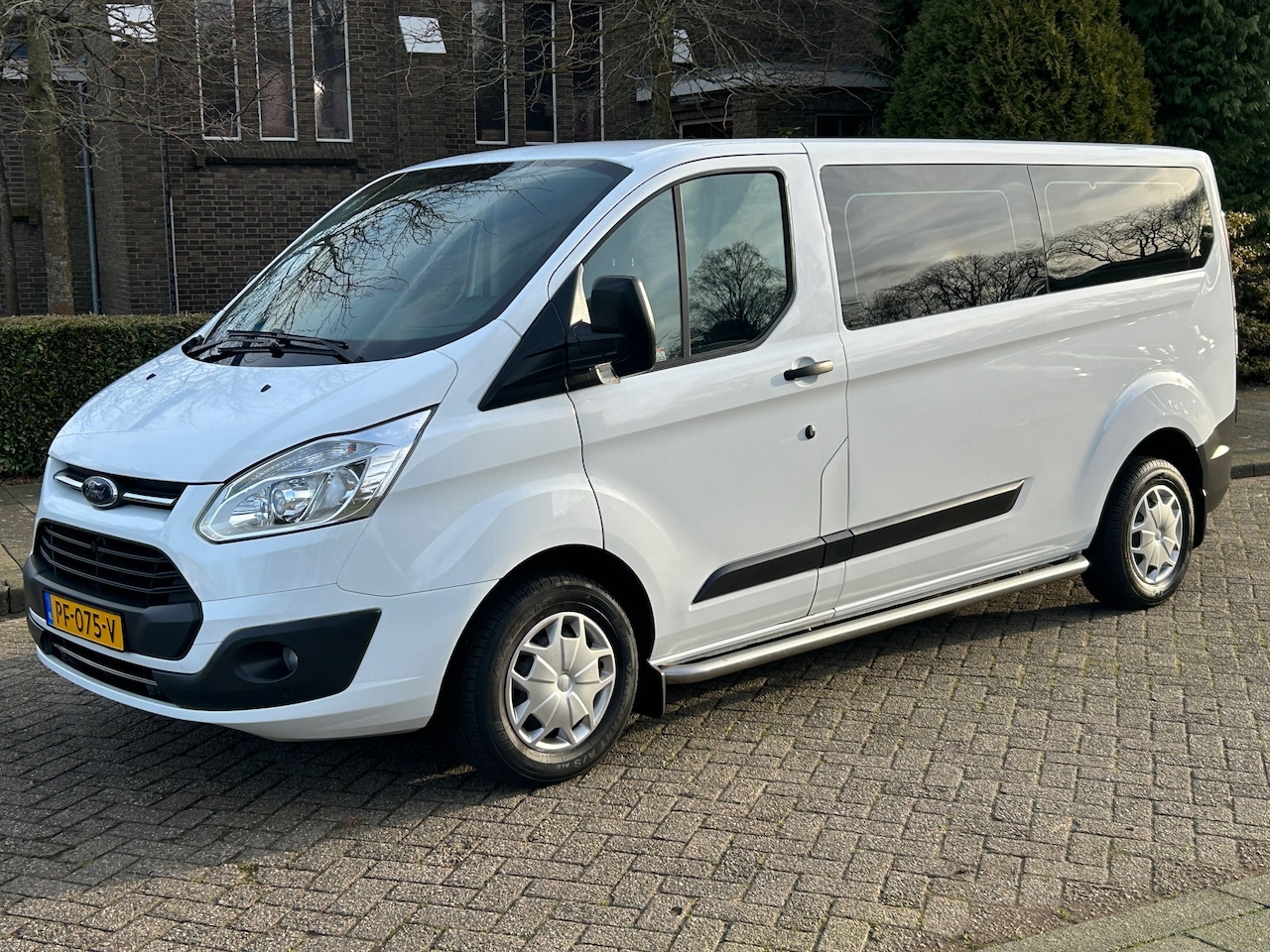 Ford Transit Custom - 310 2.0 TDCI L2H1 Trend 6-bak 9-persoons 2017 Pdc! Airco! Cruise control! Goed rijdend! - AutoWereld.nl