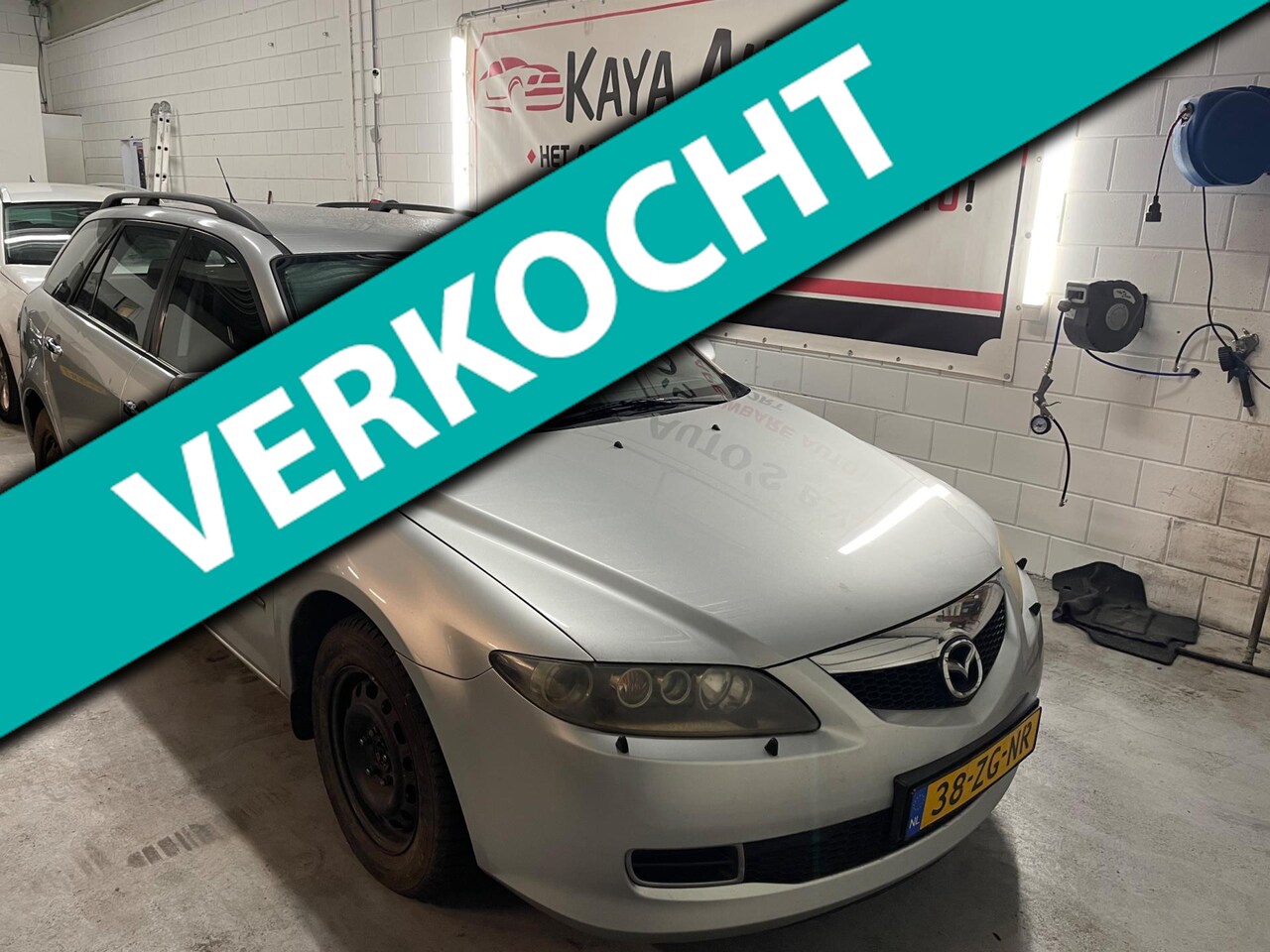 Mazda 6 Sportbreak - 1.8i/STATION/XENON/LOOPT OP DRIE CILINDER - AutoWereld.nl