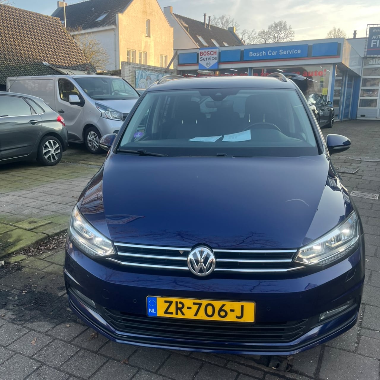 Volkswagen Touran - 1.2 TSI Comfortline Mooie complete auto met trekhaak - AutoWereld.nl