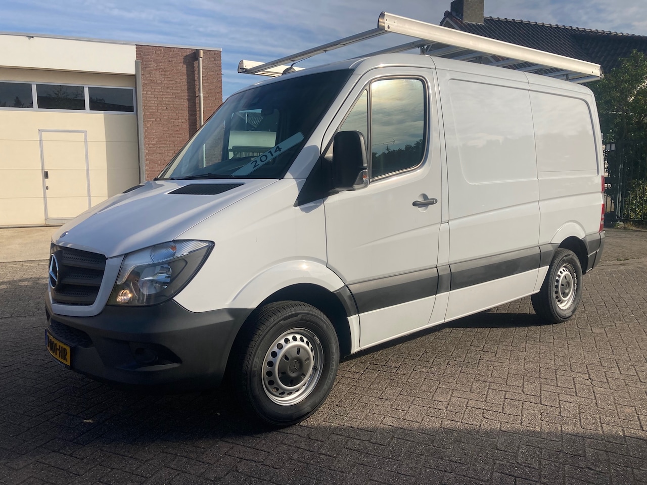 Mercedes-Benz Sprinter - 213 2.2 CDI 325 Zeer nette Sprinter kort laag met Imperial en trekhaak - AutoWereld.nl