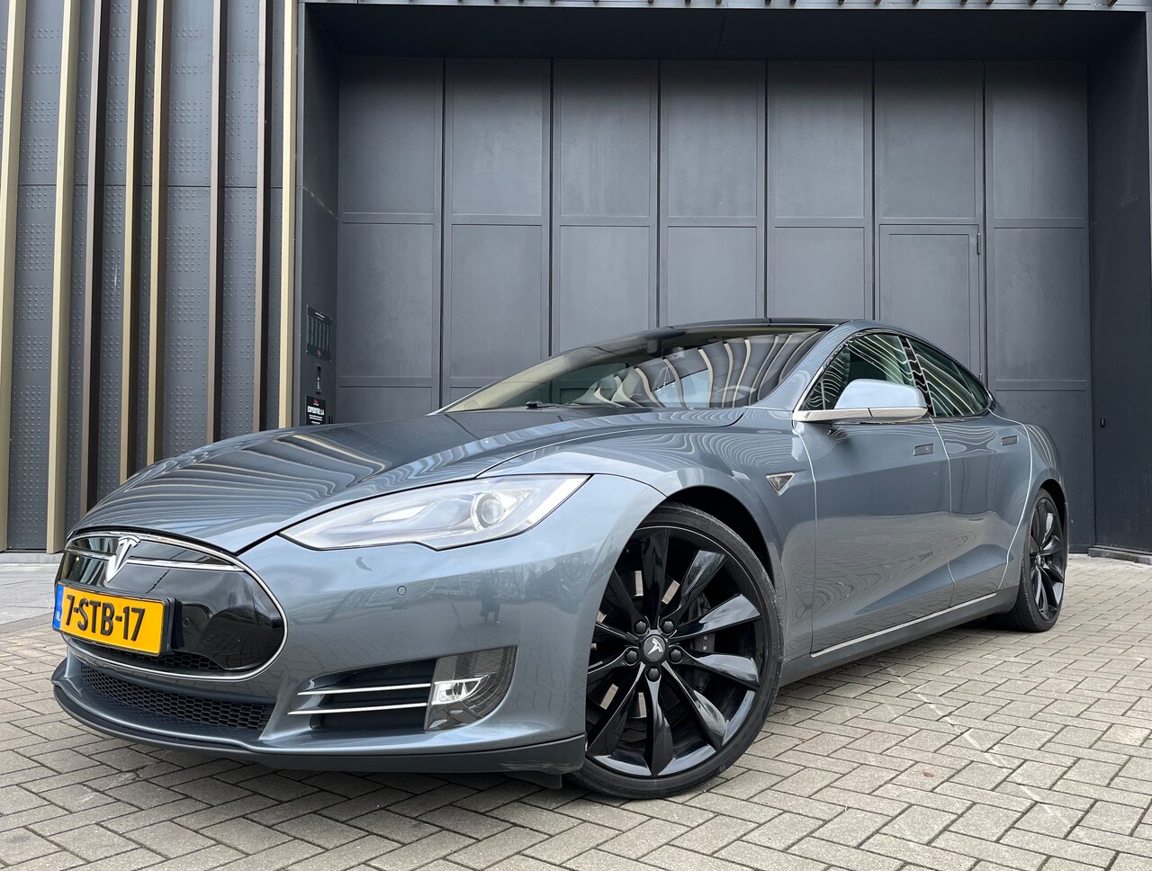 Tesla Model S - Performance (5+2zits/MCU2/Gratis laden) - AutoWereld.nl