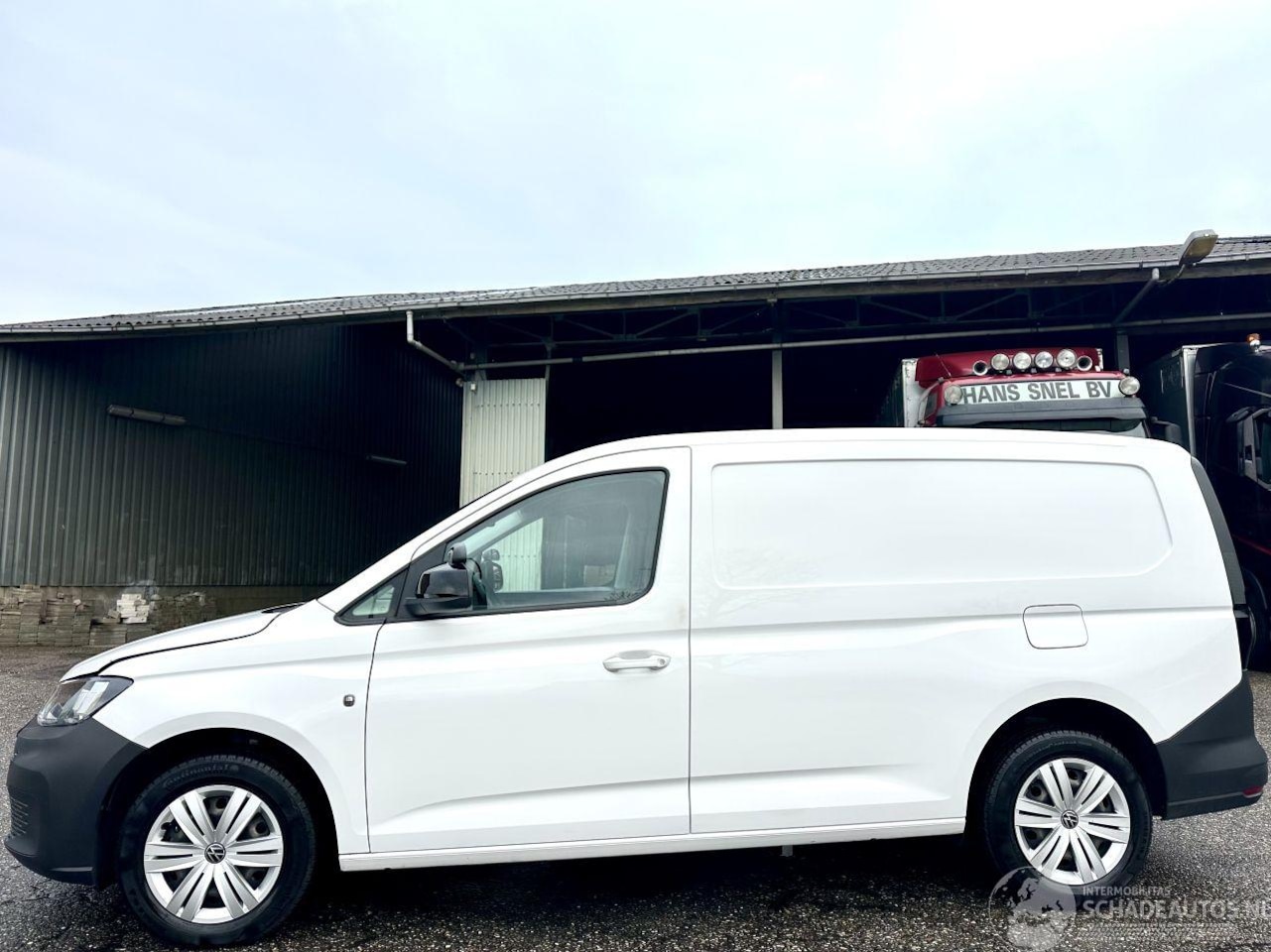 Volkswagen Caddy Cargo Maxi - 2.0 TDI 122pk 7-traps aut + F1 comfort - navi - nap - pdc - line + side assist - licht + r - AutoWereld.nl