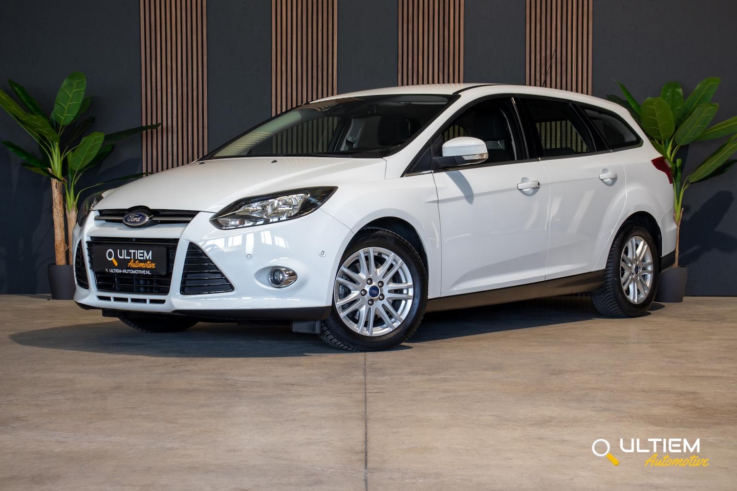 Ford Focus Wagon - 1.6 EcoBoost Titanium 150 pk | KEYLESS - AutoWereld.nl