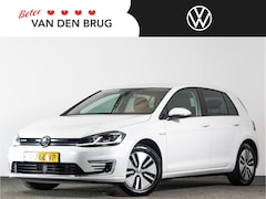 Volkswagen e-Golf - E-DITION 136pk 35kWh | Lederen bekleding | Warmtepomp | Adaptieve Cruise Control | Navigat