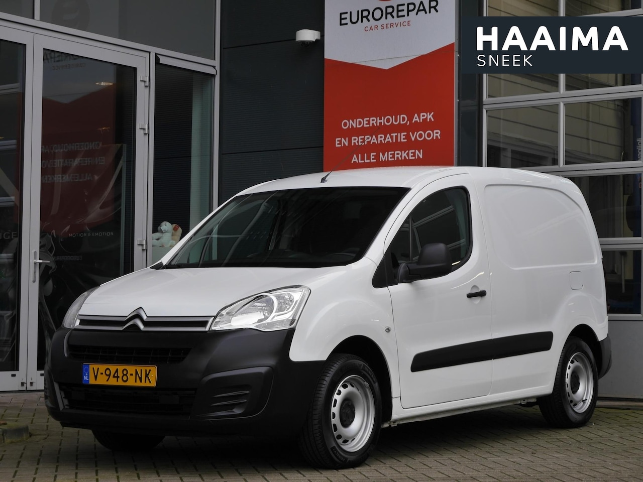 Citroën Berlingo - 1.6 BlueHDI 100 Club S&S | Airco | Cruise control | Elektrische ramen | 3 Zits | Elektrisc - AutoWereld.nl