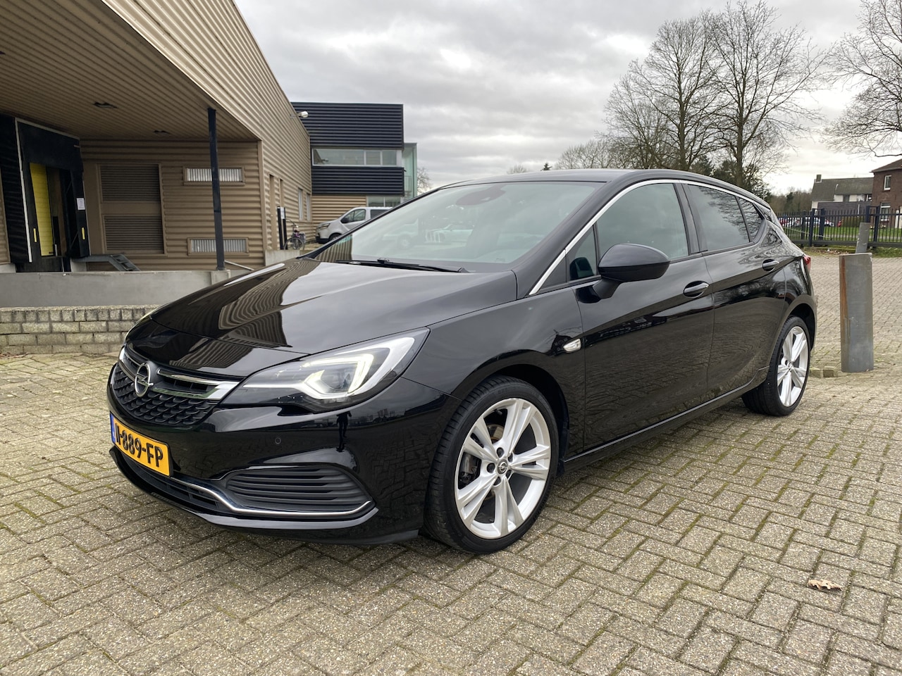 Opel Astra - 1.4 Turbo 150pk Innovation [Full option, leder, memory,apple carplay] - AutoWereld.nl