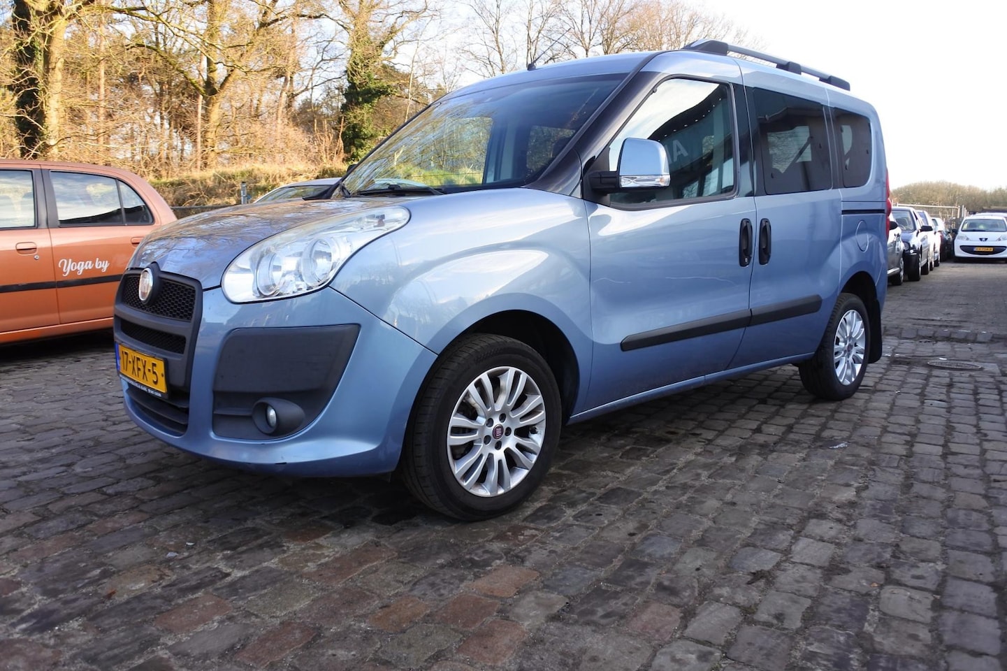 Fiat Doblò - 1.4 Dynamic 7p. airco trekhaak nw apk 240 dkm N.A.P. - AutoWereld.nl