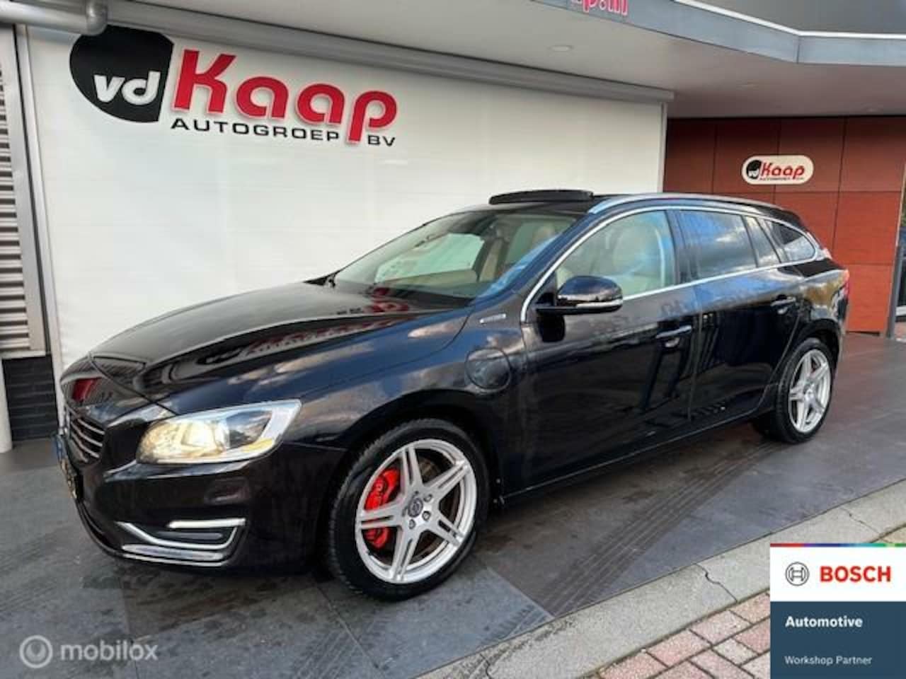 Volvo V60 - 2.4 D6 AWD Plug-In Hybrid Summum 2.4 D6 AWD Plug-In Hybrid Summum - AutoWereld.nl