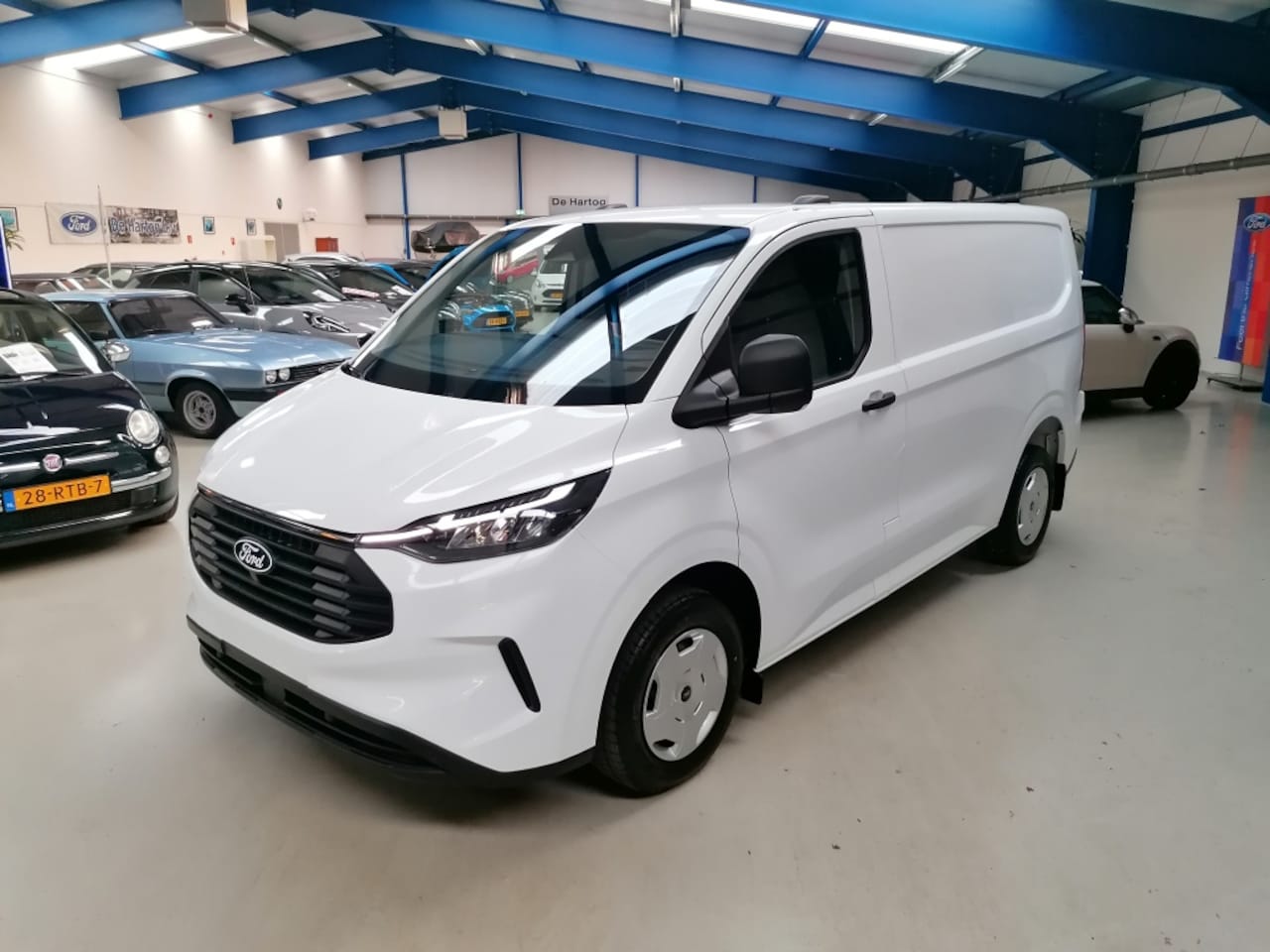 Ford Transit Custom - 300 L1H1 2.0-136pk Trend - AutoWereld.nl