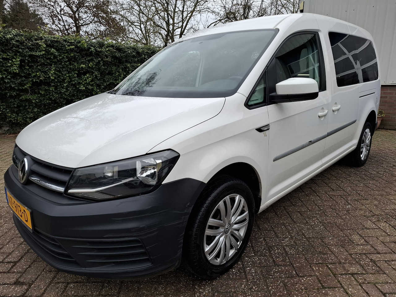 Volkswagen Caddy Maxi - 1.4 TGI 8250.- EX BTW 5-PERS. ROLSTOELVERVOER AARDGAS BENZINE 110PK - AutoWereld.nl