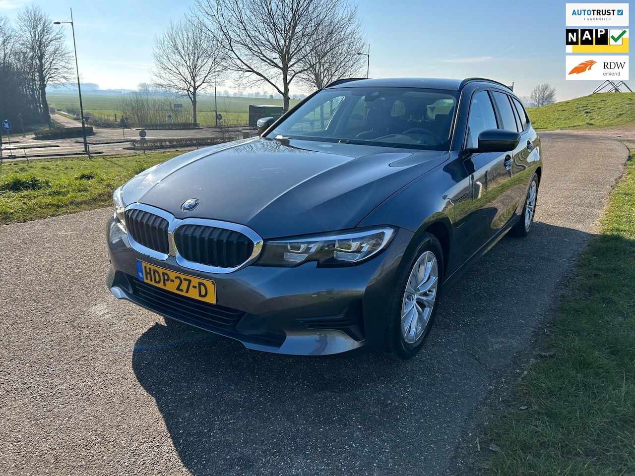 BMW 3-serie Touring - 330e iNCL BTW - AutoWereld.nl