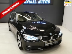 BMW 3-serie Touring - 320d EfficientDynamics Edition High Executive Upgr | NAVI | BI-XENON | AIRCO | CRUISE | PD