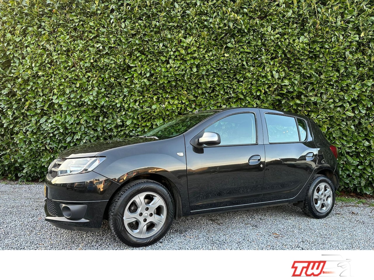 Dacia Sandero - 0.9 TCe Blackline | NWE APK | AIRCO | TREKHAAK - AutoWereld.nl