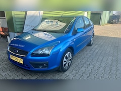 Ford Focus - 1.6-16V First Edition