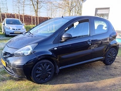 Toyota Aygo - 1.0-12V +