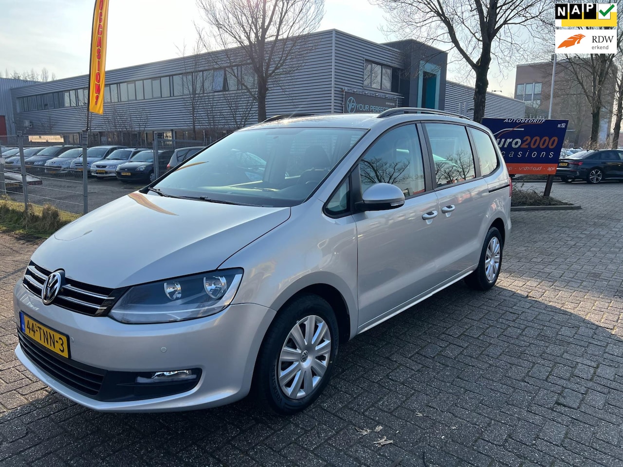 Volkswagen Sharan - 1.4 TSI Trendline - AIRCO - TREKHAAK - NAP ! - AutoWereld.nl