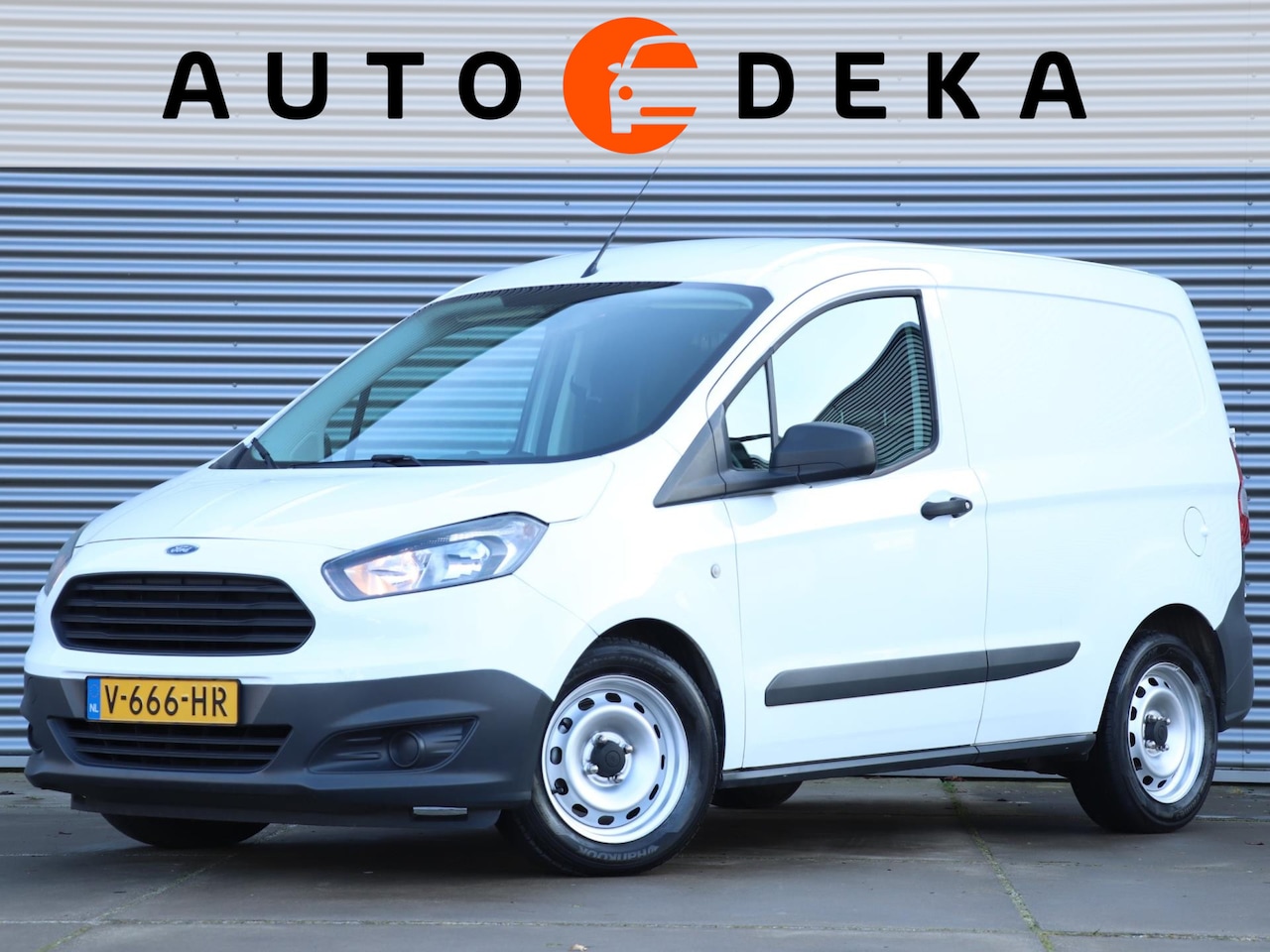 Ford Transit Courier - 1.5 TDCI Ambiente *Airco*Schuifdeur*Cruisecontr.* - AutoWereld.nl