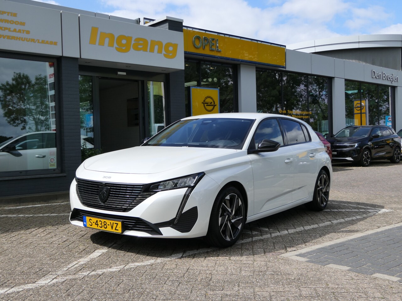 Peugeot 308 - 1.2 Turbo 130pk Automaat Allure Pack Business | Parelmoer | Camera | Navigatie | 17" LMV - AutoWereld.nl