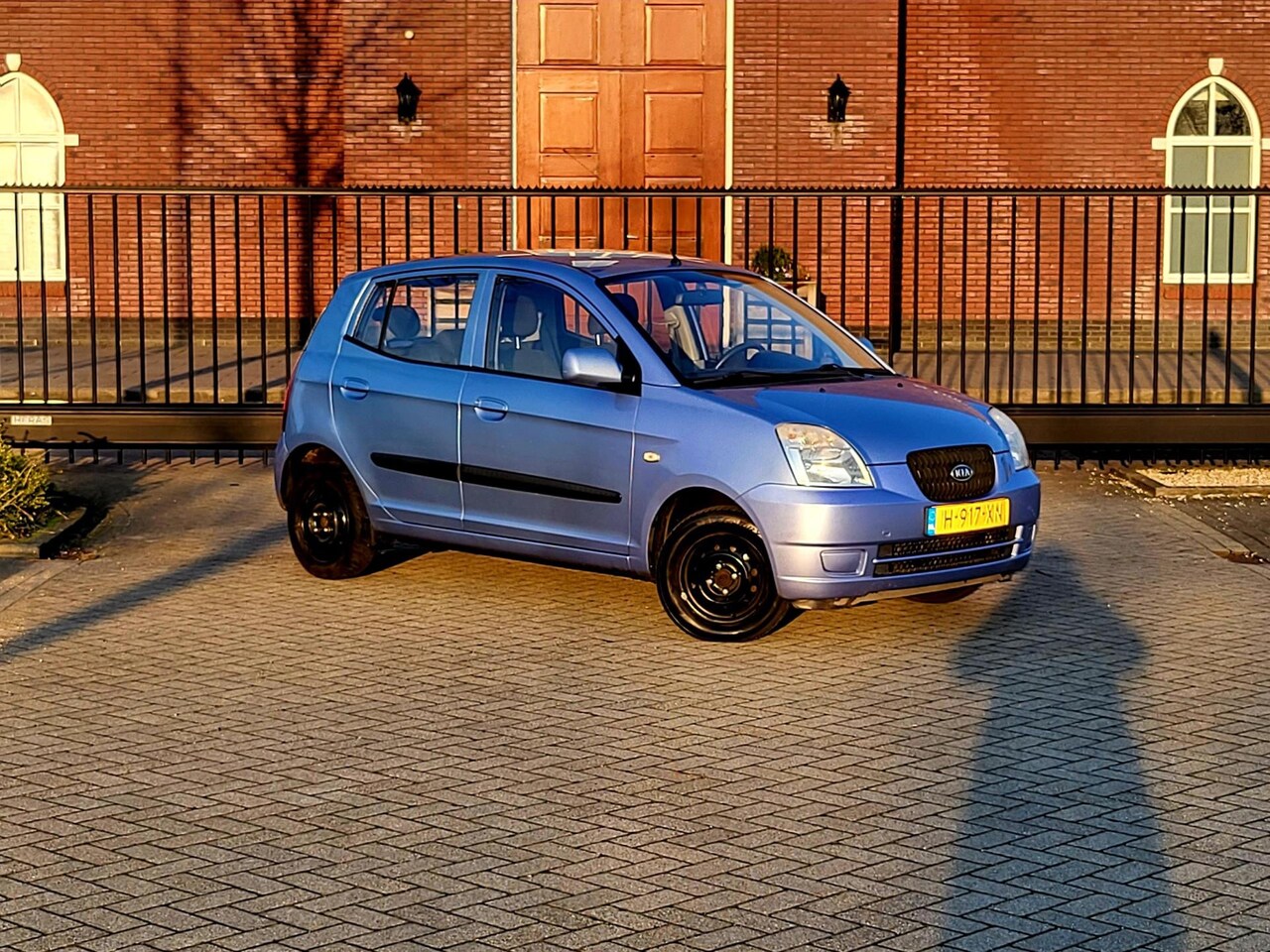 Kia Picanto - 1.1 LX / Airco / 5 deurs / Elektrische ramen / Nieuwe Apk - AutoWereld.nl