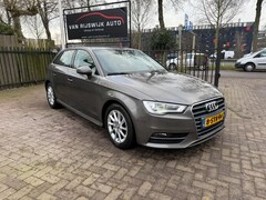 Audi A3 Sportback - 1.6 TDI Ultra Edition Xenon Clima Cruise-con Nav Pdc