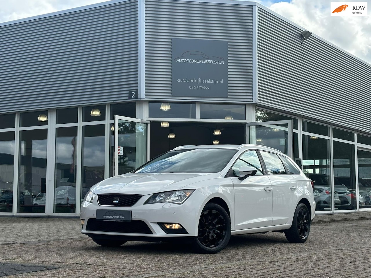 Seat Leon ST - 1.2 TSI Climate / Cruise Control / Navi / Pdc. - AutoWereld.nl