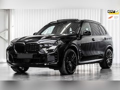 BMW X5 - XDrive50e M-sport Pro, Iconic, Pano, Massage, gekoeld, Carbon, 22", Comfortstoelen, ACC, e