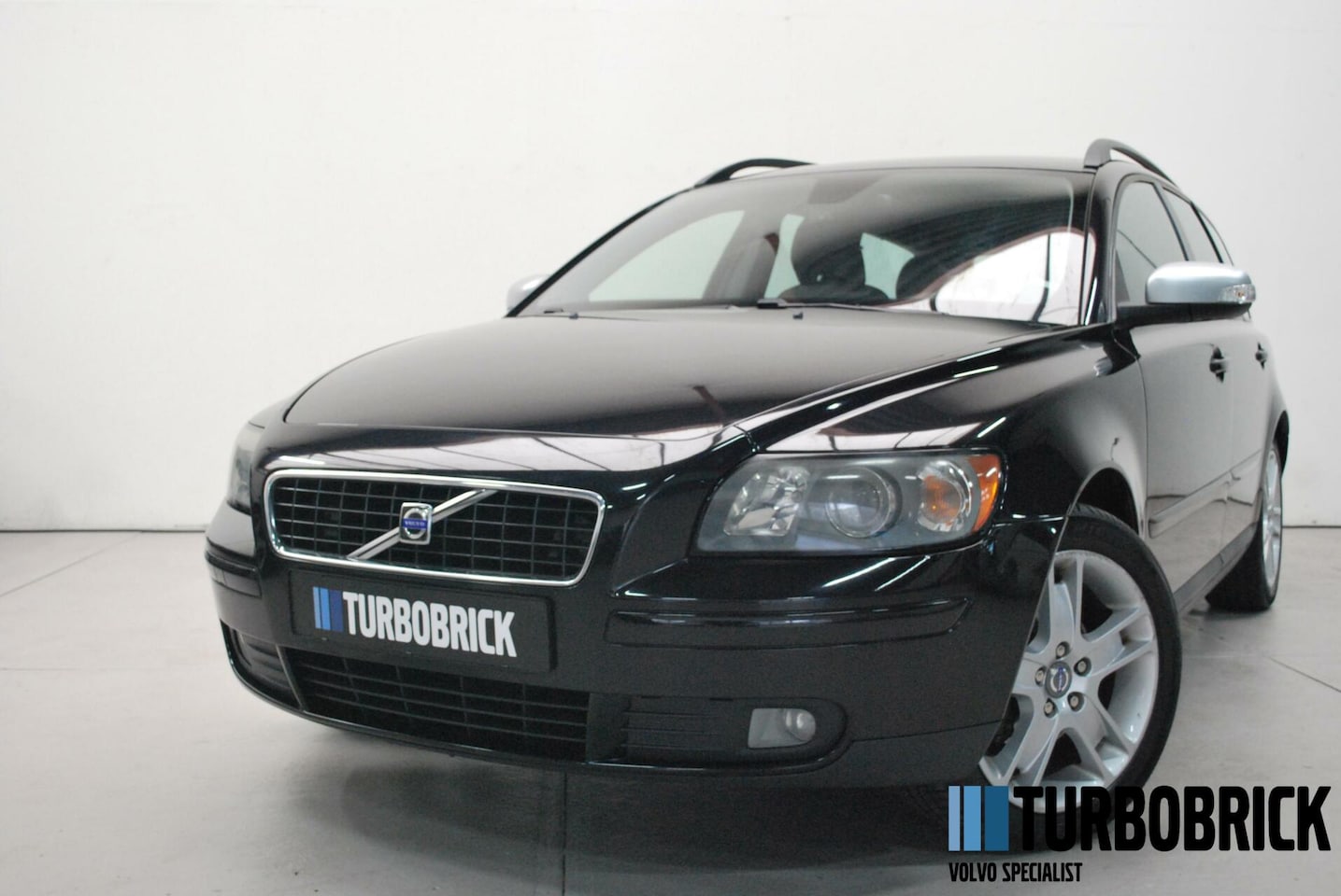 Volvo V50 - 2.0 Edition II Sport | Climate | Cruise | afn. trekhaak | YOUNGTIMER - AutoWereld.nl