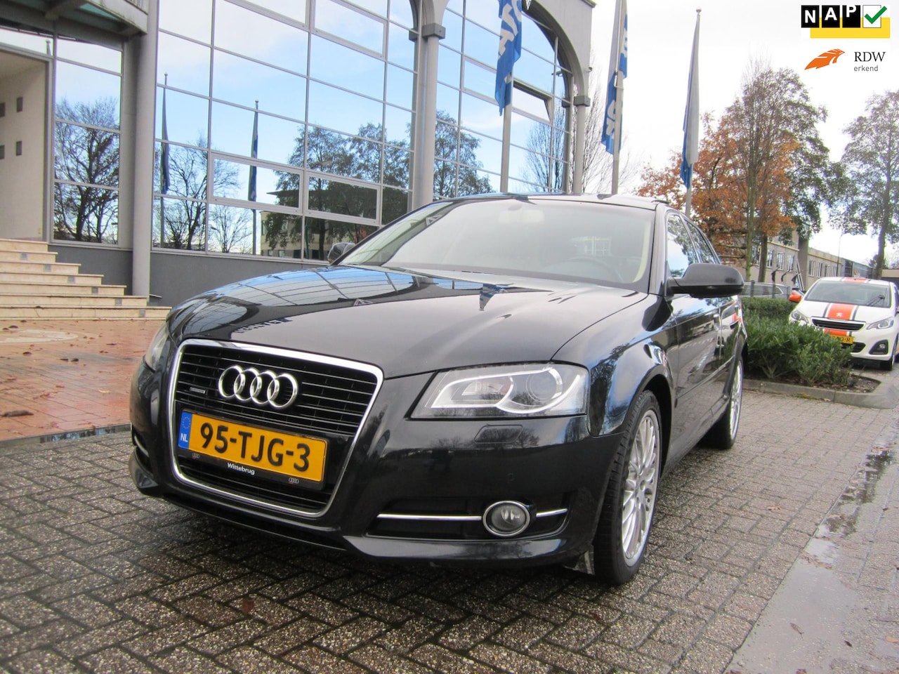 Audi A3 Sportback - 2.0 TFSI quattro Ambition Pro Line aut,panod,leer - AutoWereld.nl