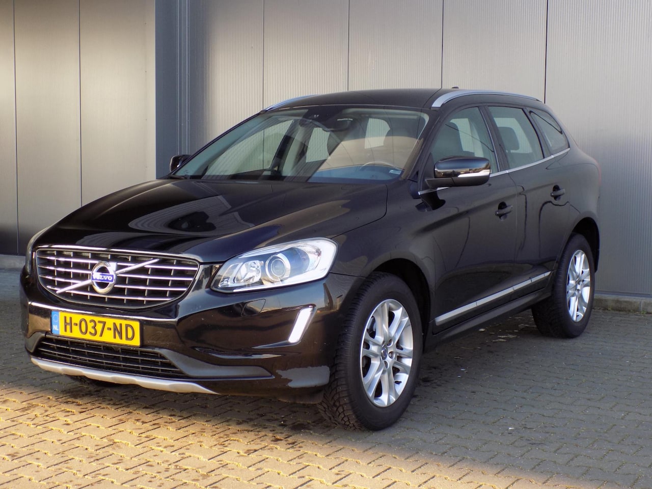 Volvo XC60 - 2.0 D4 FWD Ocean Race Xenon - AutoWereld.nl