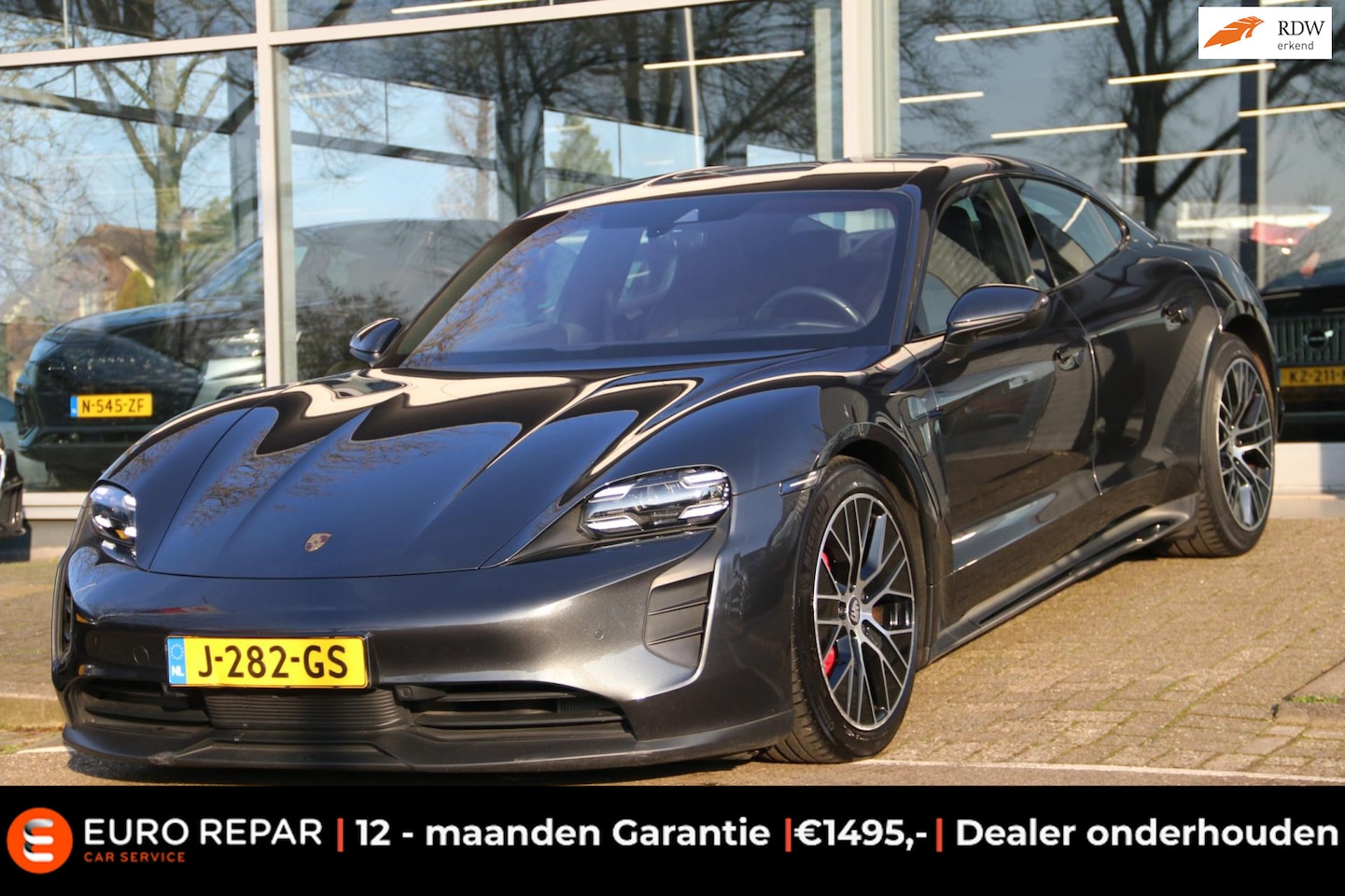 Porsche Taycan - 4S 79 kWh ACHTERASBESTURING NP 135.000,- - AutoWereld.nl