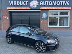 Volkswagen Golf - 2.0 TDI GTD Pano Leder