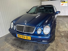 Mercedes-Benz CLK-klasse Coupé - 200 K. Avantgarde automaat