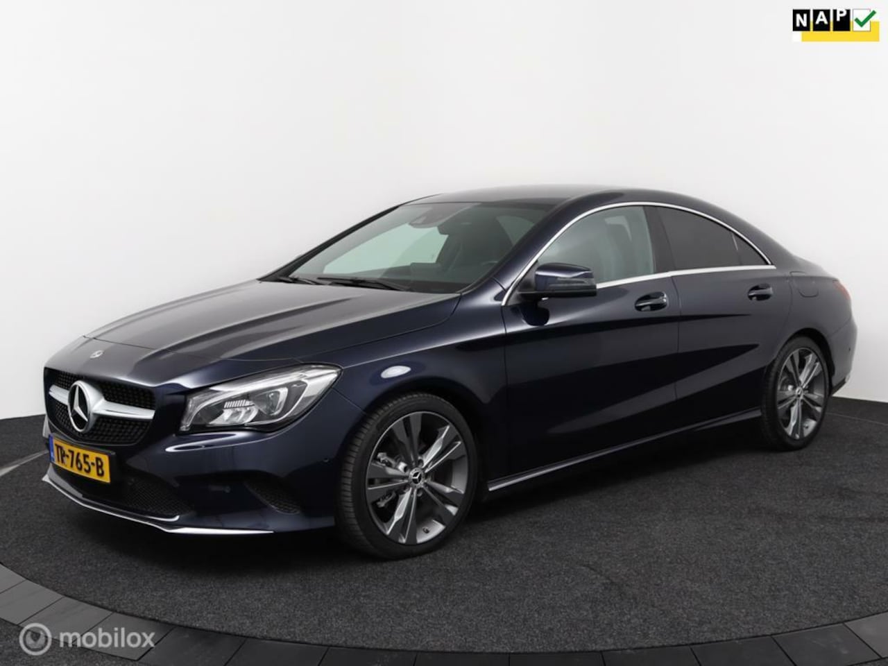 Mercedes-Benz CLA-Klasse - 180 Upgrade Edition Aut7 | Vol Opties | Camera | 18 LMV | NL Auto | Dealer-onderhouden | D - AutoWereld.nl