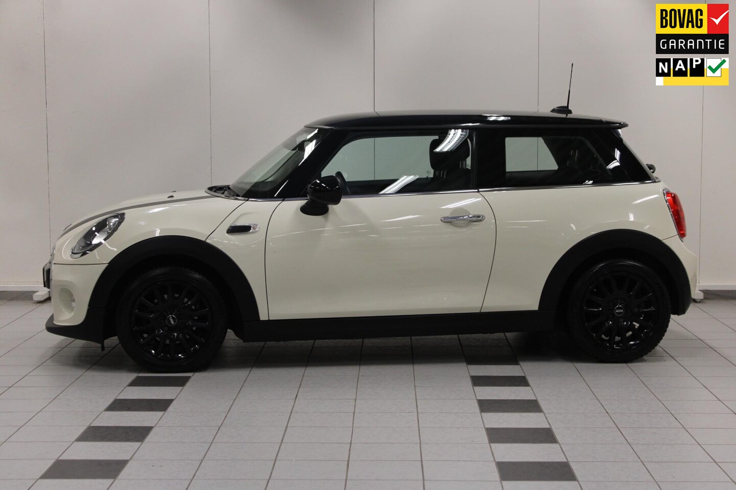 MINI Cooper - Mini 1.5 Business - AutoWereld.nl