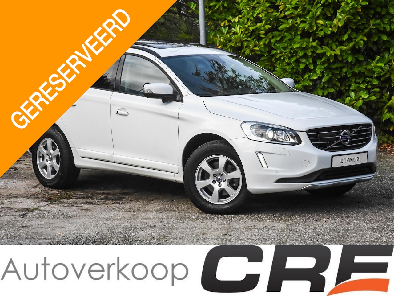 Volvo XC60 - 3.2 Summum automaat / adaptieve cruise control met noodrem assistent / zwart leer / camera - AutoWereld.nl