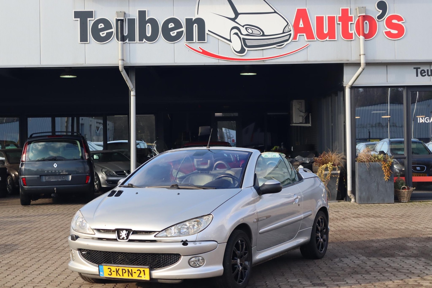 Peugeot 206 CC - 1.6-16V Premium Lederen interieur, Bestuurdersstoel verwarmbaar, Elektrische cabrio dak, C - AutoWereld.nl