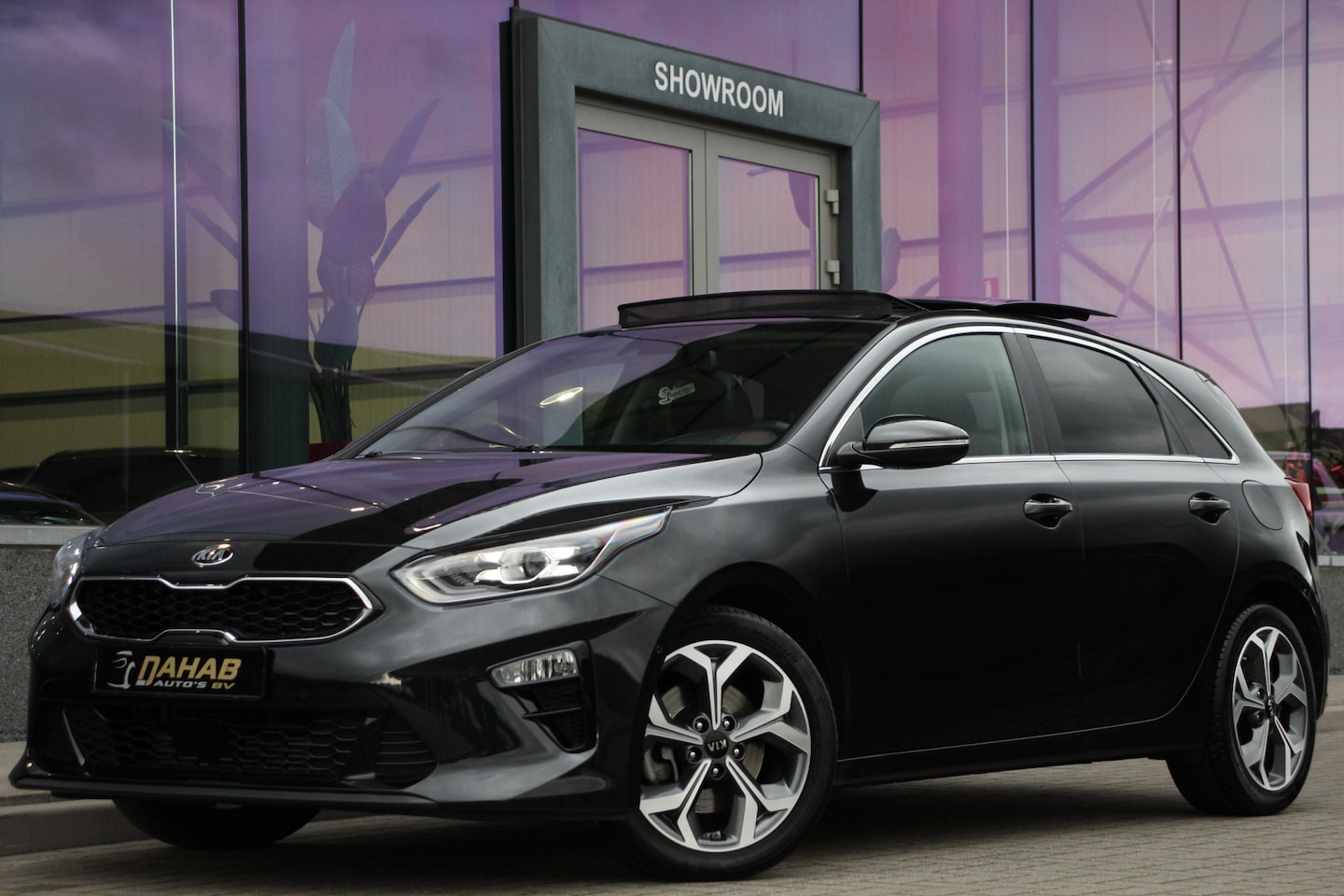 Kia Cee'd - Ceed 1.4 T-GDi ExecutiveLine | Schuidak | Camera | JBL | - AutoWereld.nl