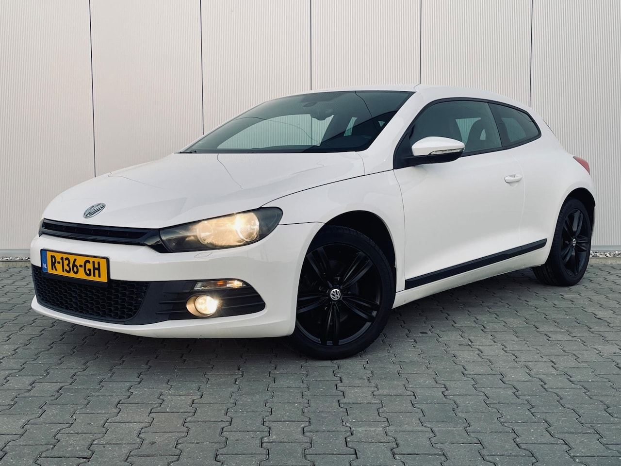 Volkswagen Scirocco - 1.4 TSI Sport, izgst! - AutoWereld.nl