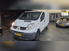 Renault Trafic - Vivaro 2.0 dCi T29 AIRCO Schade