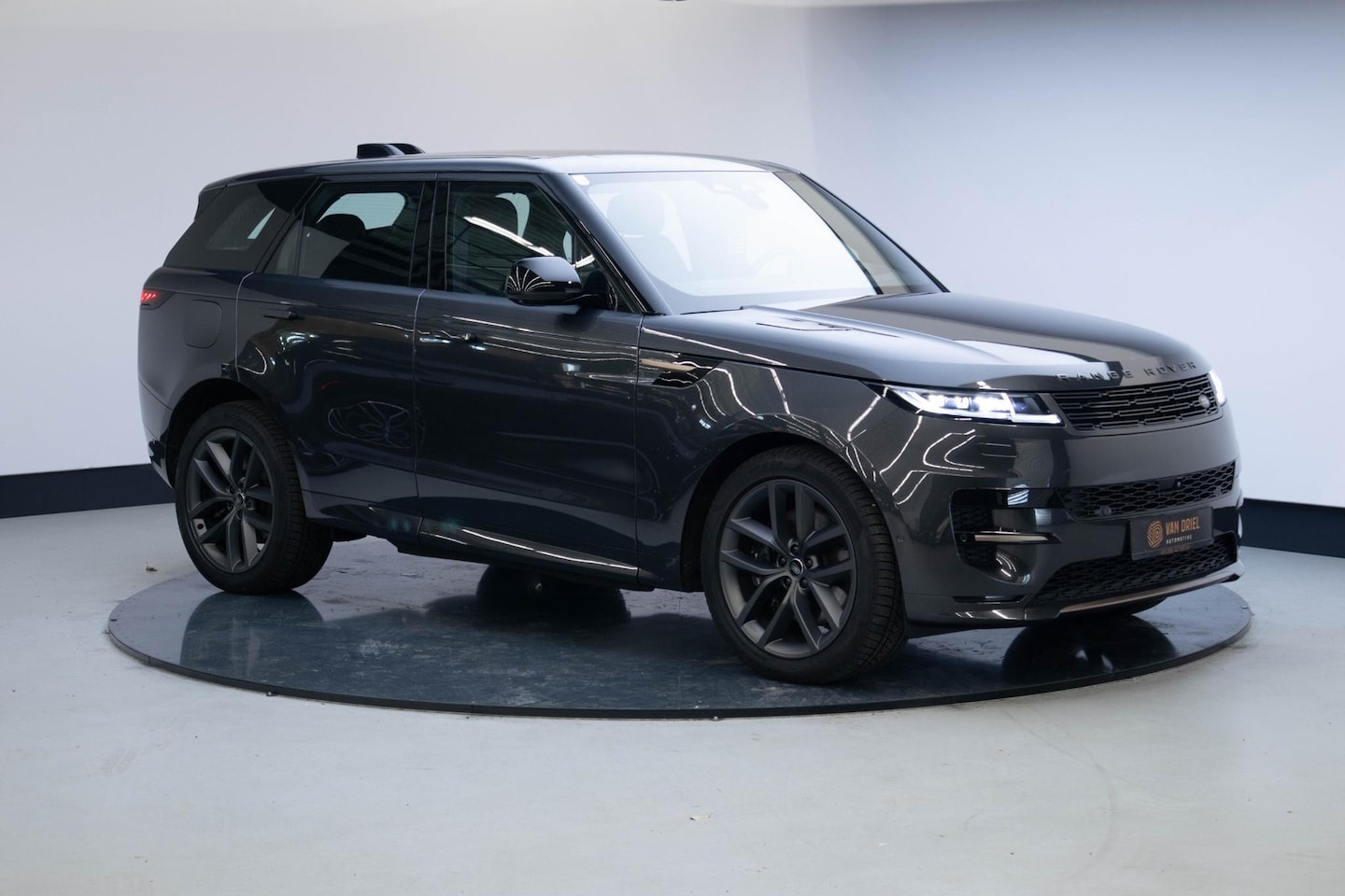 Land Rover Range Rover Sport - 3.0 P460e Dynamic HSE PHEV - AutoWereld.nl