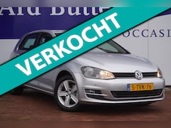 Volkswagen Golf - 1.4 TSI Highline DSG / Navigatie / Parkeerhulp / ECC / Cruise / Elek-trekhaak / = 1e Eigen