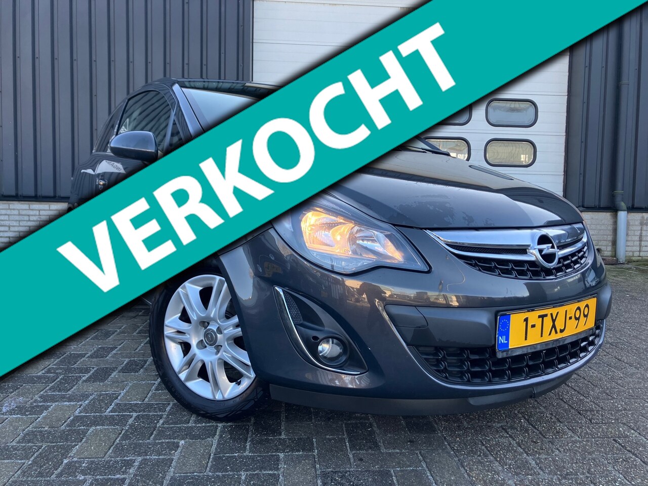 Opel Corsa - 1.4-16V BlitZ/navi/parkeersensor/airco/1eig. - AutoWereld.nl