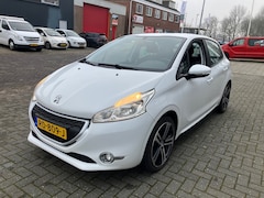 Peugeot 208 - 1.0 VTi Access NWE APK&DISTRIBUTIE