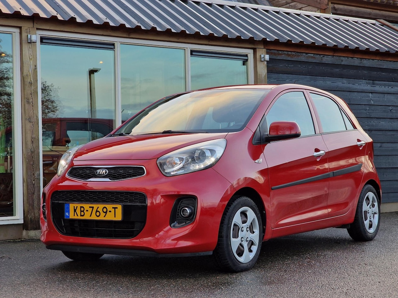 Kia Picanto - 1.2 CVVT DynamicLine 1.2 CVVT DynamicLine (Automaat / Climate / Cruise / Navigatie) - AutoWereld.nl