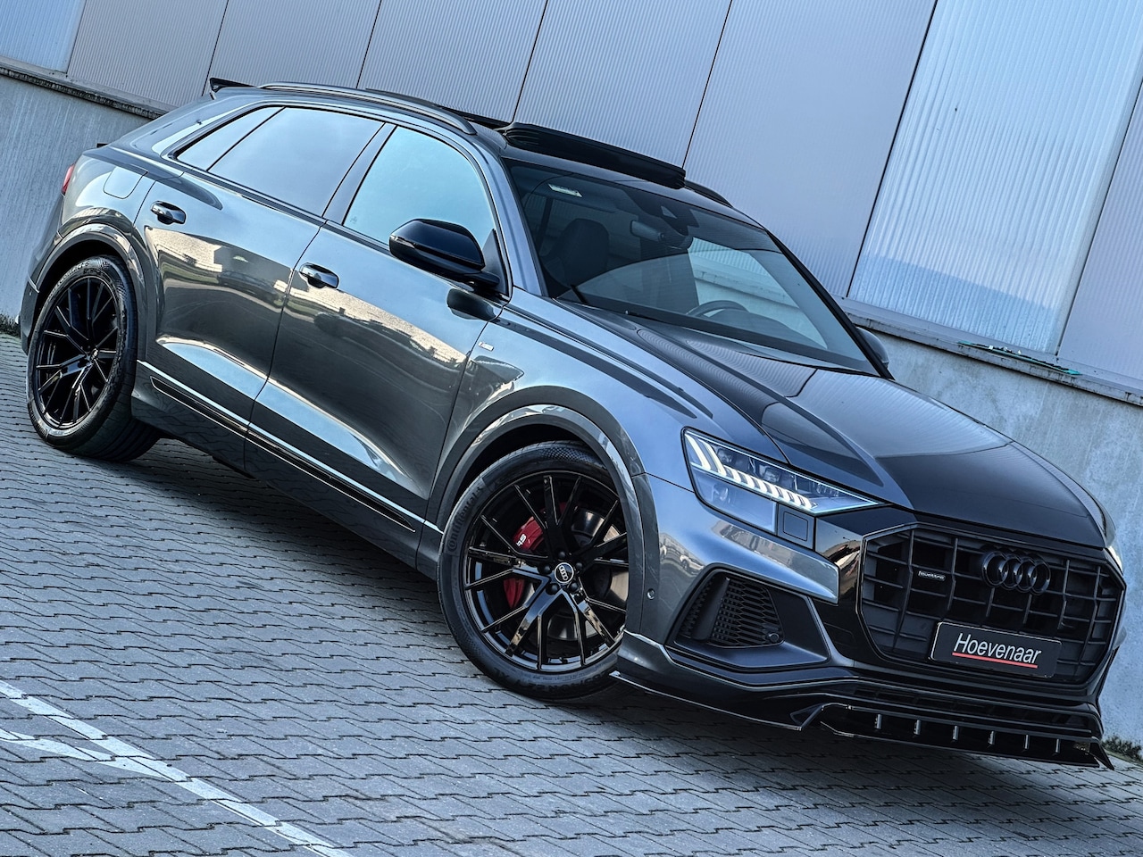 Audi Q8 - 55 TFSI e B&O 22Inch SQ8 Dif S-line Rs-intr Pano Lucht 382Pk - AutoWereld.nl