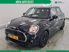 MINI Cooper - 1.5 136pk Automaat Business Edition | Apple CarPlay | Navi | PDC voor en achter | DAB | 16