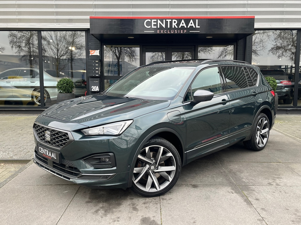 Seat Tarraco - 1.4 TSI e-Hybrid PHEV FR 245PK|Pano|Memory|Camera|Leder|ACC|Keyless|Carplay|Ambient Light - AutoWereld.nl