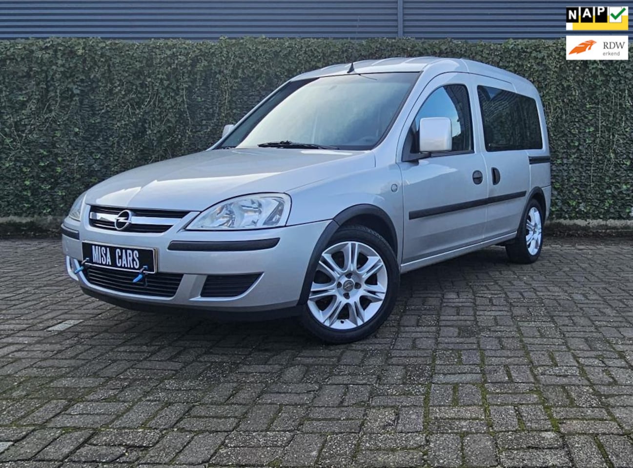 Opel Combo Tour - Tour 1.4-16V Enjoy Airco 2 schuifdeuren APK Trekhaak LM Velgen - AutoWereld.nl