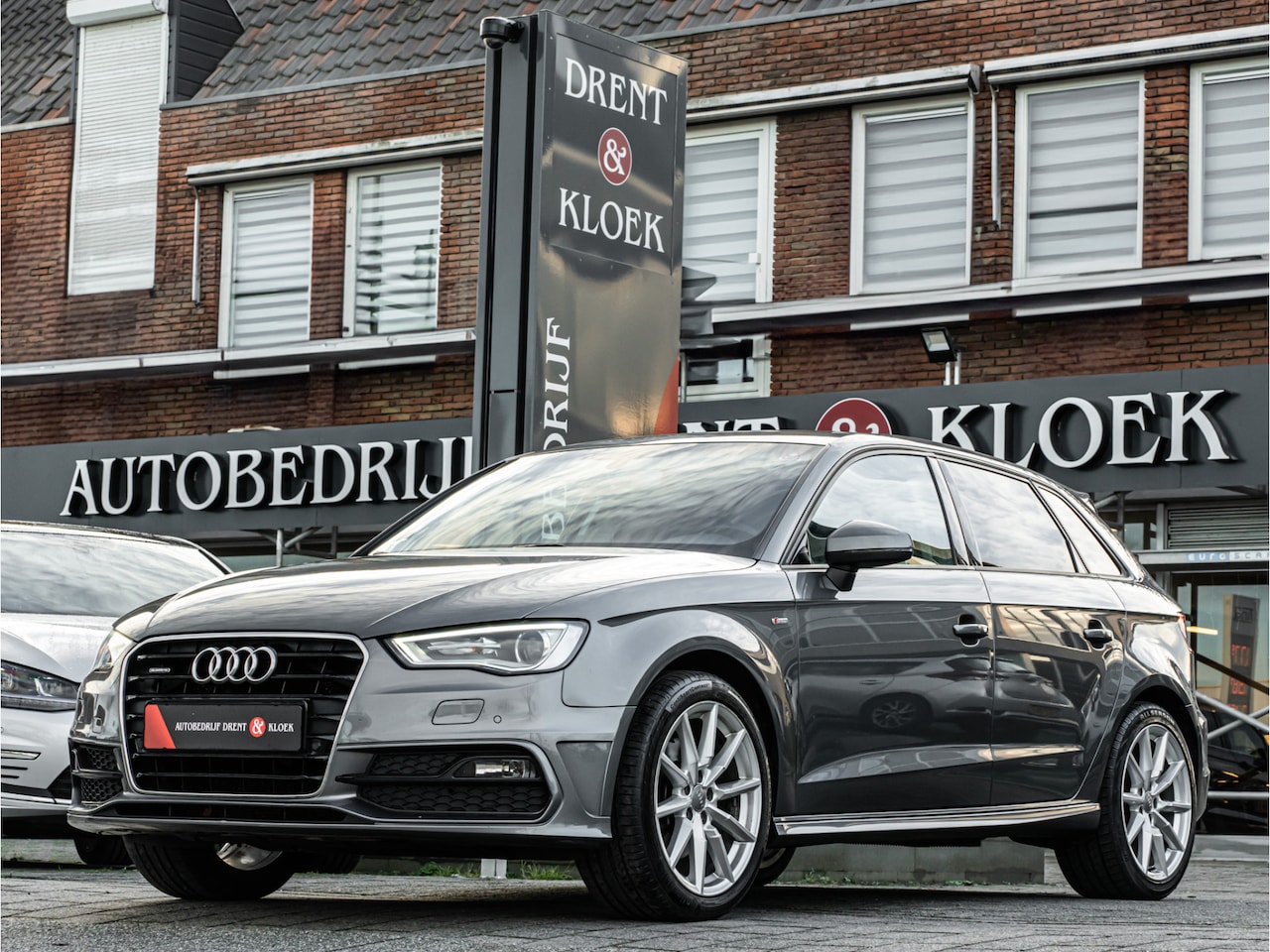 Audi A3 Sportback - 1.8 TFSI quattro Adrenalin S-Line ORG NL PRIVACY GLASS ELEK STOELEN LED NAVI CRUISE 148000 - AutoWereld.nl