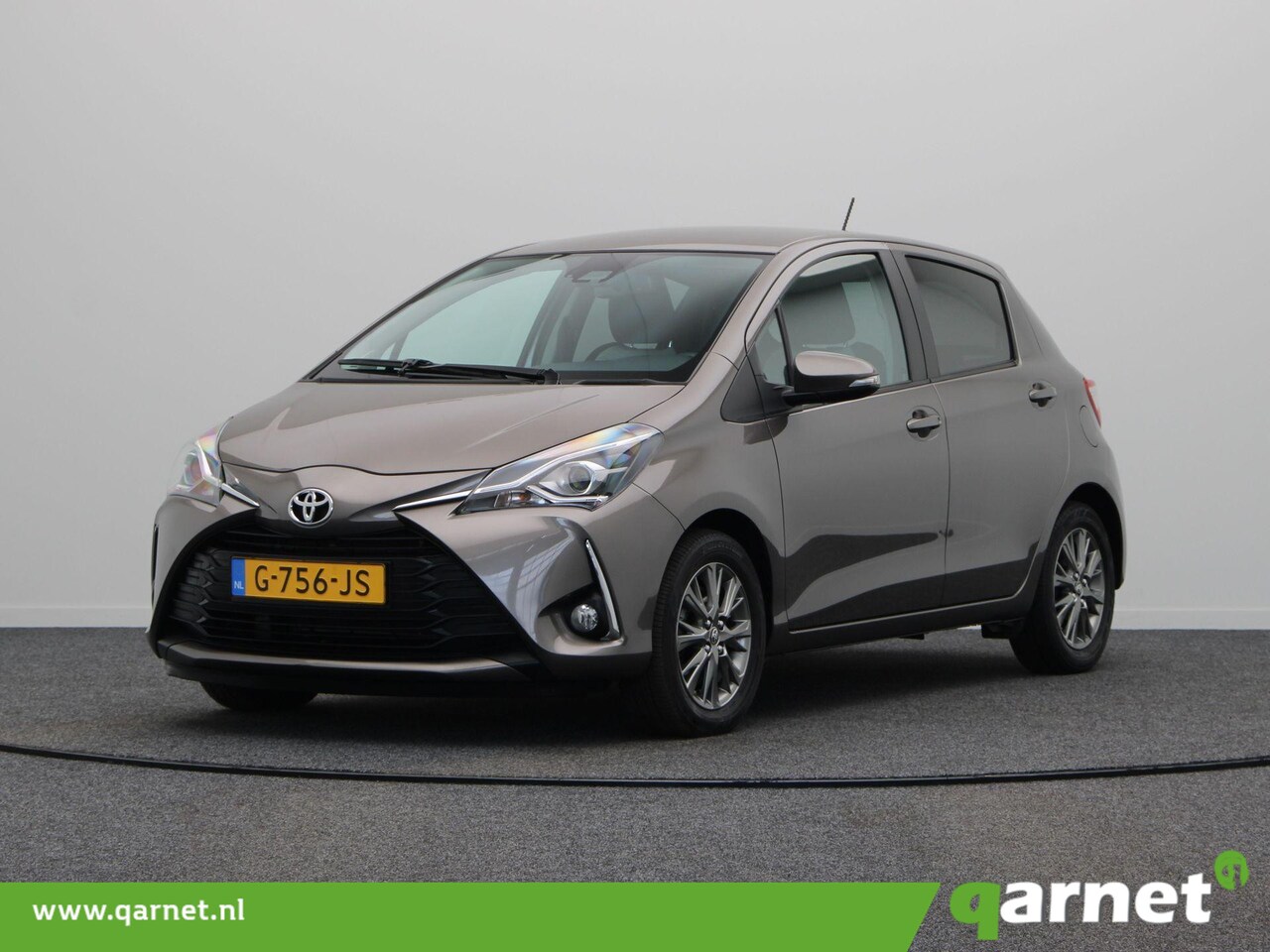 Toyota Yaris - 1.5 VVT-i Dynamic | Climate Control | Achteruitrijcamera | Apple Carplay | - AutoWereld.nl